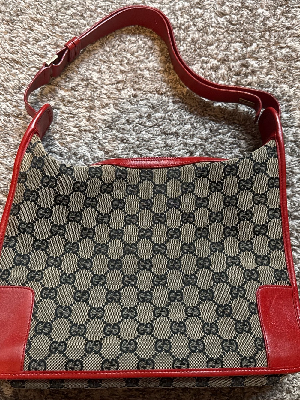Gucci Beige GG Canvas Shoulder Bag with Red Trim